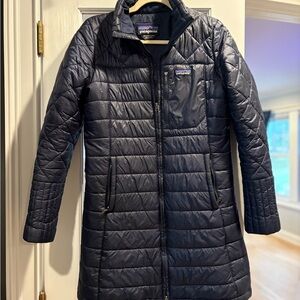 Patagonia Women's Navy Quilted Puffer Jacket